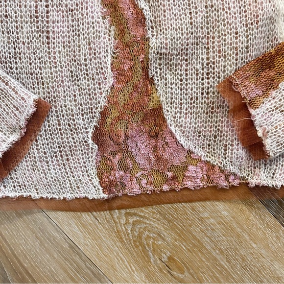 Versace Y2K Vintage Sheer Knit Lace Cream Rose Sweater – Size Medium - Picture 8 of 9